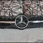 W219 CLS-Class Black Grille V.2
