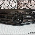 W212 E-Class All Black Grille V.1