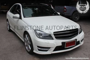 W204 C-Class Carbon Kevlar Front Grille