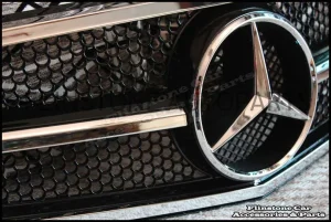 W204 C-Class Black Chrome Grille [C63 2012]