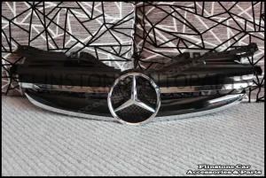 R170 SLK-Class Black Grille