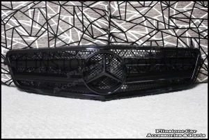 W204 C-Class Black Grille [C63 Style]