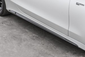 สปอยเลอร์ท้าย W213  ทรง Mercedes Sport สีขาว