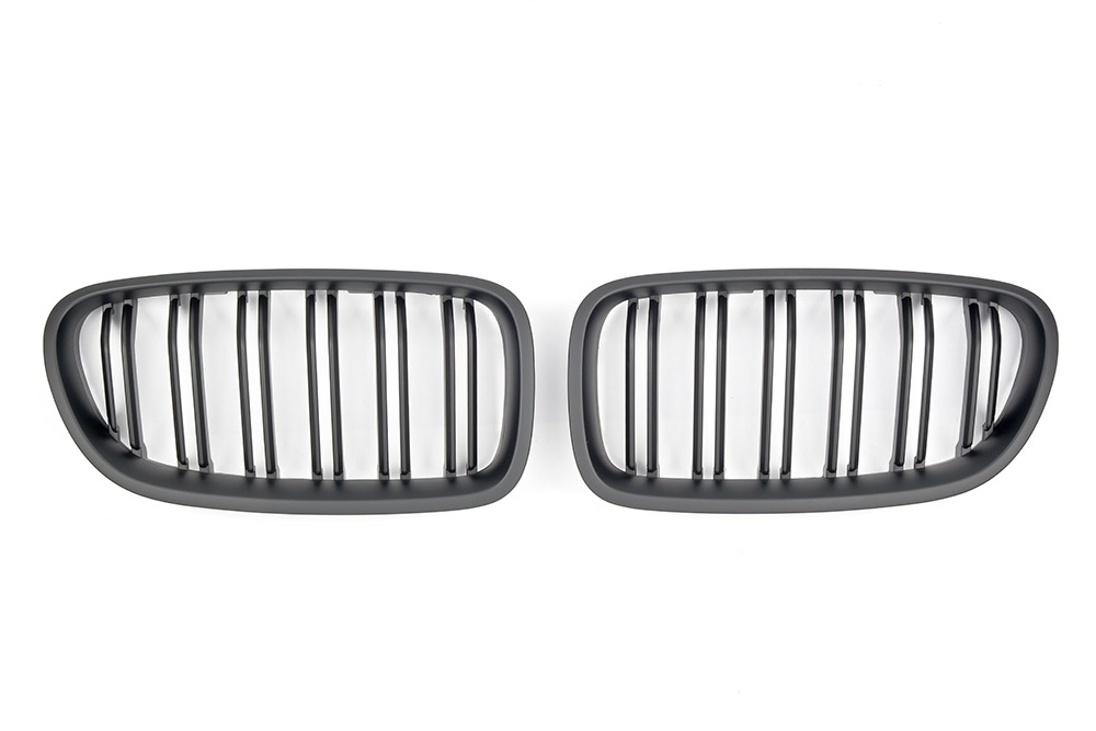 กระจังหน้า BMW F10/F11/F18 เส้นคู่ สีดำด้าน