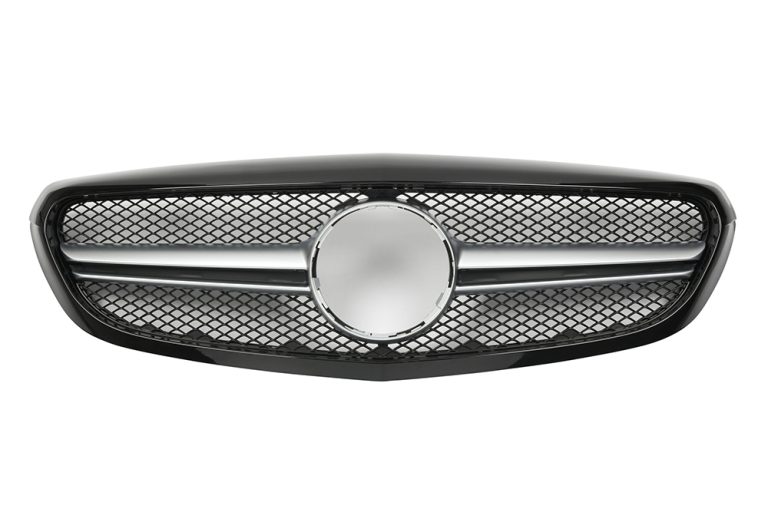 กระจังหน้า W205 ทรง C63 AMG สำหรับ Executive สีโครเมี่ยมด้าน ขอบดำ