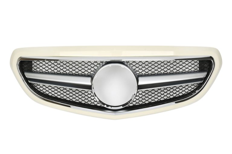 กระจังหน้า W212 Facelift ทรง E63 สำหรับ Executive สีโครเมี่ยมด้าน ขอบขาว