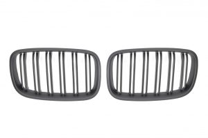 กระจังหน้า BMW E70/E71 เส้นคู่ สีดำด้าน