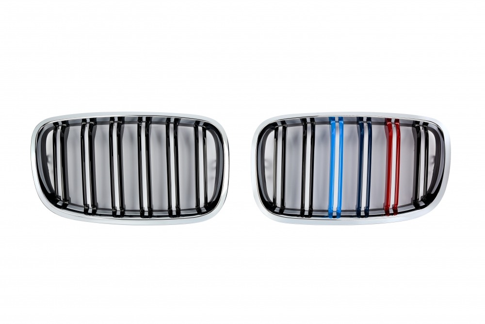 กระจังหน้า BMW E70/E71 เส้นคู่ สีดำเงาขอบโครเมี่ยม พร้อมแถบสามสี
