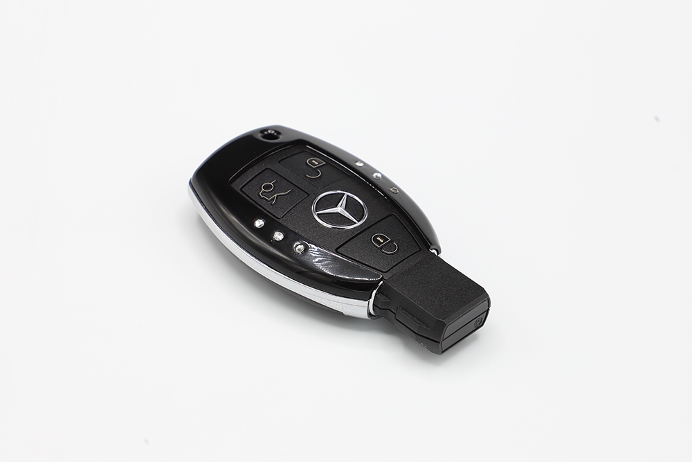 กรอบกุญแจพลาสติก Benz รุ่นเก่า สีดำ