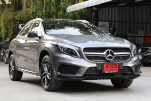ลิ้นหน้า W156 ทรง GLA45 AMG Edition1 สีดำ