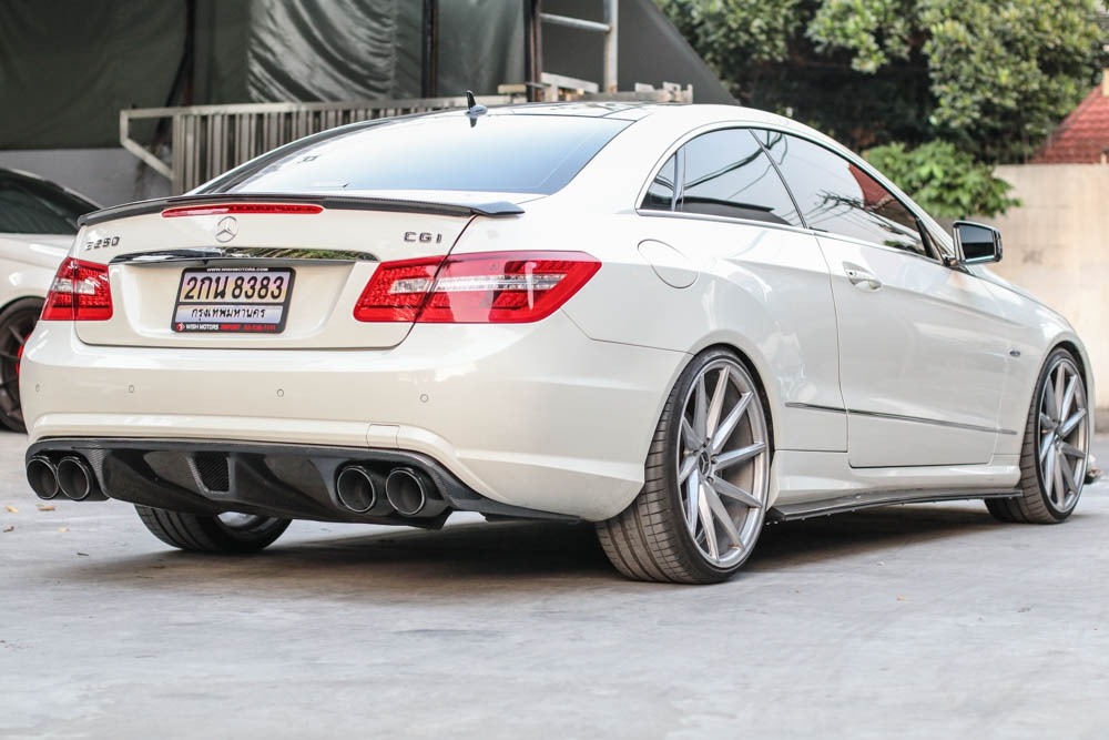 สเกิร์ตข้างตัวต่อ Carbon Fiber C204/C207 ทรง REVOZPORT