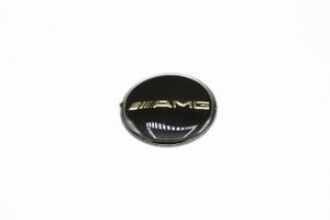โลโก้ AMG ติดปุ่ม I-drive สีดำทอง