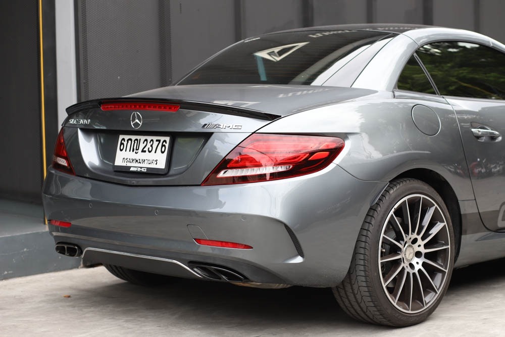 สปอยเลอร์ท้าย R172 ทรง SLK55 AMG สีดำ