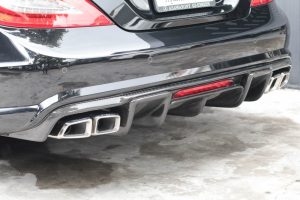 ดิฟฟิวเซอร์ Cabon Fiber W218 ทรง CLS63 Renntech