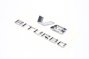 โลโก้ V8 BITURBO ติดแก้มรถ ปี 2017 1ชิ้น