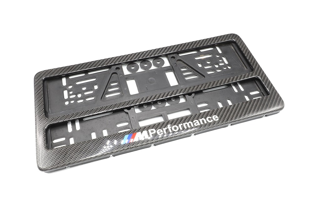 กรอบป้ายทะเบียน Carbon Fiber ลาย ///M performance มีเส้นคั่น 1 คู่