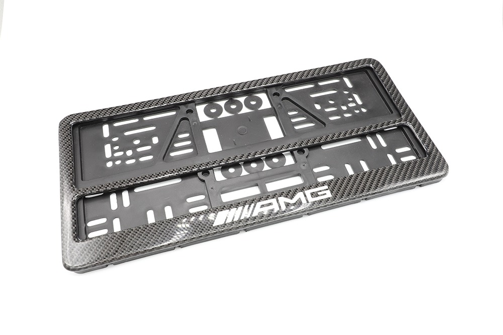 กรอบป้ายทะเบียน Carbon Fiber ลาย AMG มีเส้นคั่น 1 คู่