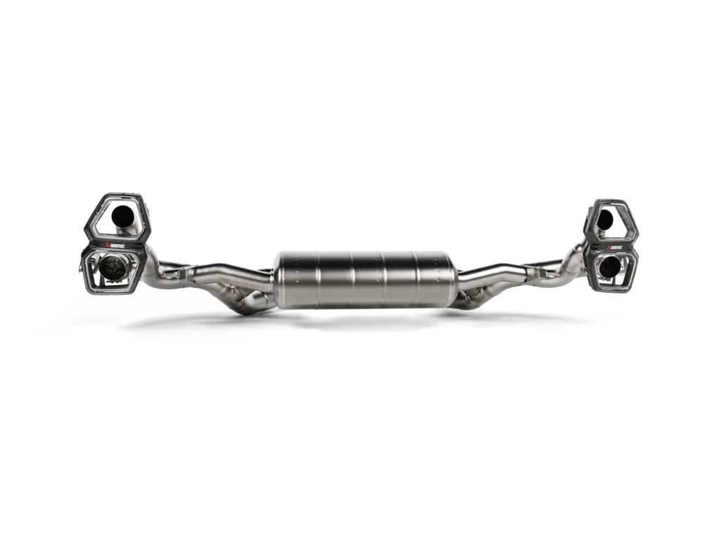 ท่อ Akrapovic Slip-On Line (Titanium) BMW XM (G09) 2023 – 2026
