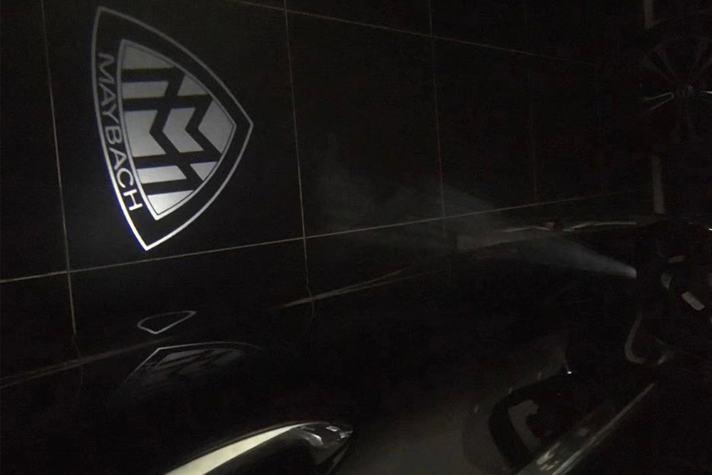 ไฟส่องพื้นติดกระจกมองข้าง โลโก้ ก้ Maybach 1 คู่