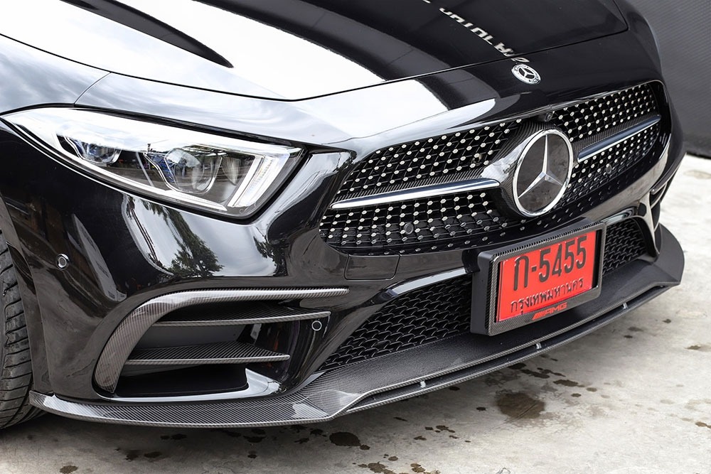 คิ้วโค้งช่องลมหน้า Carbon Fiber C257 ทรง CLS53 1 คู่ ของแท้