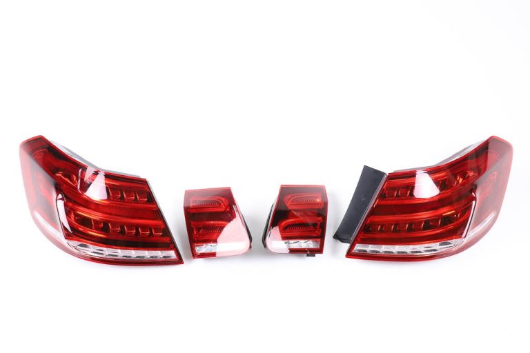 ไฟท้าย Mercedes Benz W212​ E-Class Facelift สำหรับกันชนเดิม