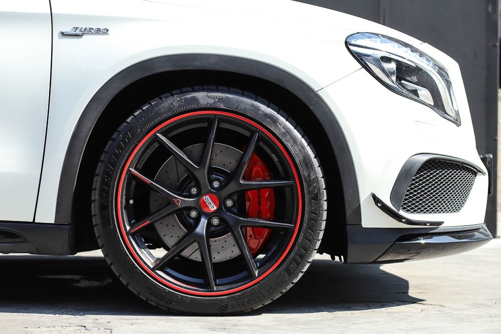 ชุดเบรค GLA45/CLA45/A45 AMG 2019 สีแดง