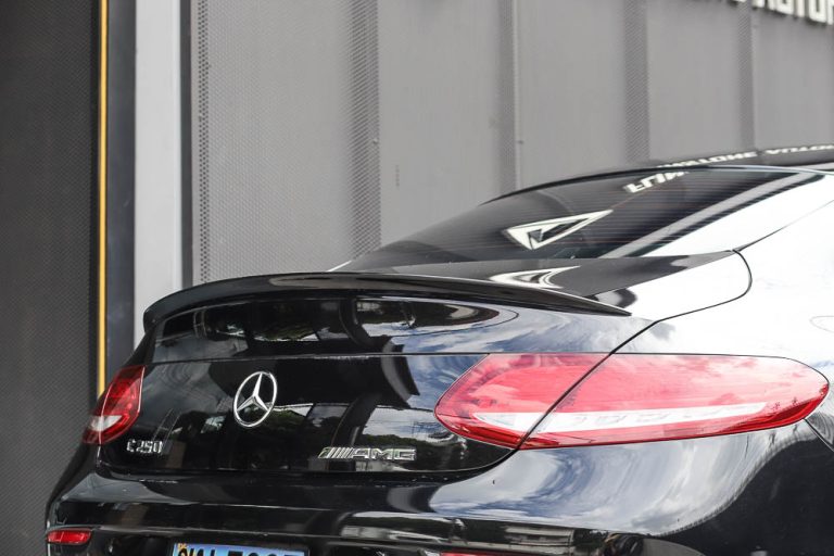 สปอยเลอร์ท้าย  C205 ทรง C63 Coupe AMG สีดำ