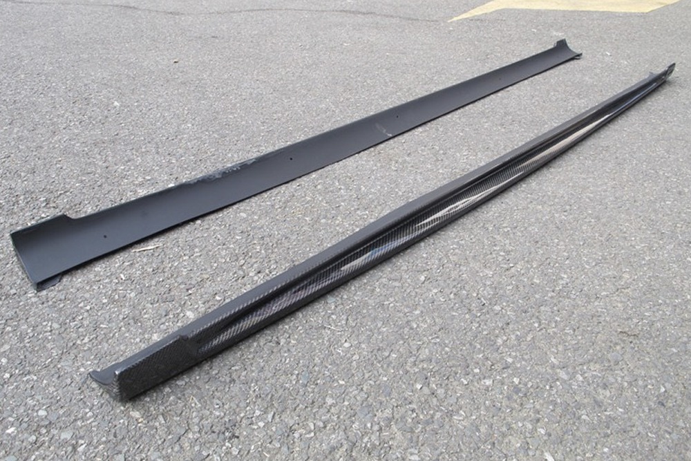 สเกิร์ตข้างแบบครอบ Carbon Fiber W117/W176 ทรง Rowen