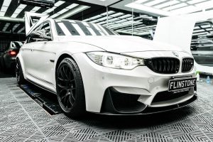 กระจังหน้า BMW F80 M3 เส้นคู่ดำเงา