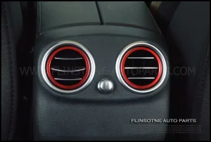 ชุดวงแหวนครอบแอร์ด้านหลัง สีแดง 2 ชิ้น W205 C-Class
