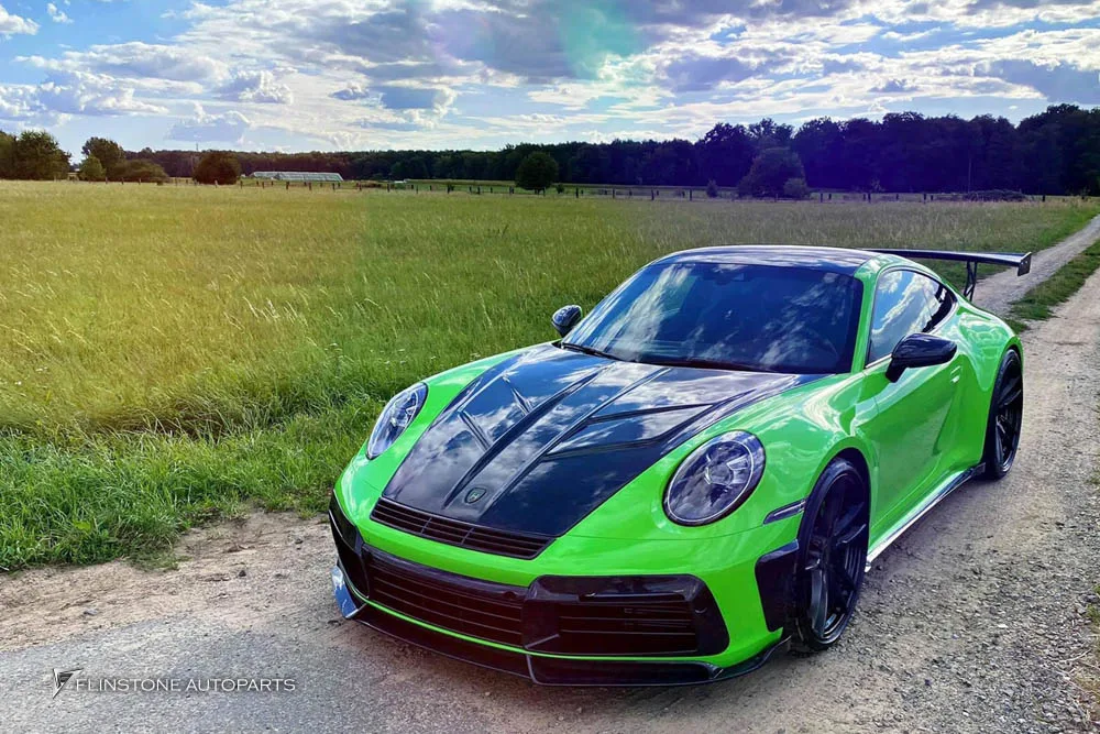 ชุดแต่งรอบคัน Porsche 992 Carrera ทรง Keynavy