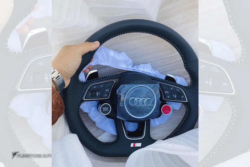พวงมาลัย Audi หนัง Nappa เย็บด้ายขาว ก้าน S line ปุ่ม Race Display ซ้าย/ขวา