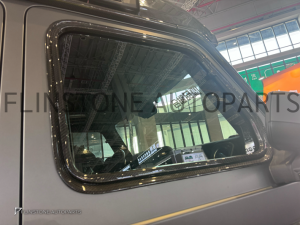 กรอบหน้าต่าง Carbon Fiber W464 G-Class