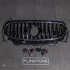 กระจังหน้า LED สำหรับ W214 E-Class ทรง E53 AMG GT สีดำเงา-โครเมี่ยม มีกล้อง