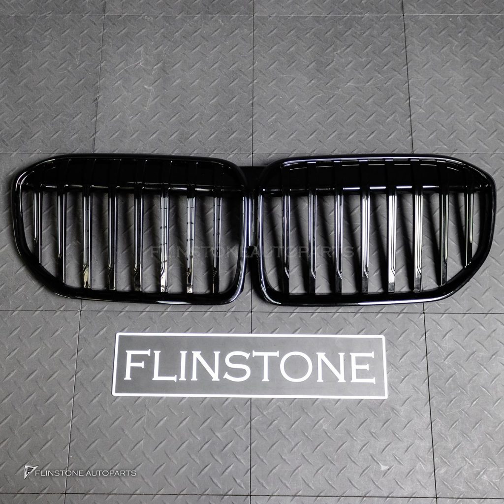กระจังหน้า BMW G11G12 Series 7 LCI เส้นเดี่ยว สีดำเงา