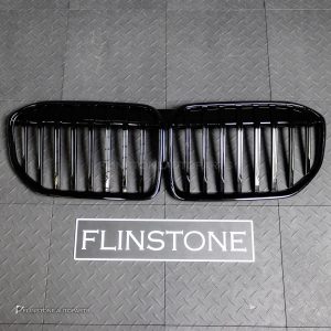 กระจังหน้า BMW G11G12 Series 7 LCI เส้นเดี่ยว สีดำเงา