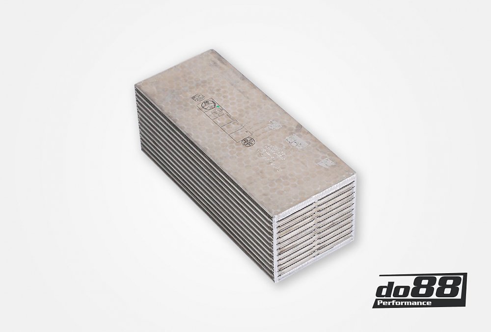 คอร์อินเตอร์คูลเลอร์ Garrett (122x114x302 มม.) รองรับ 1000 แรงม้า