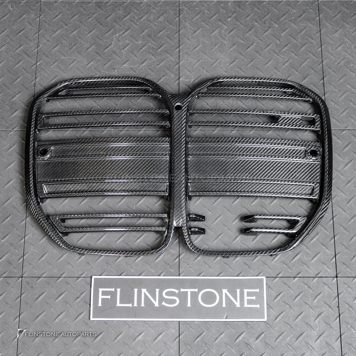 ช่องลมแก้มข้าง Carbon Fiber สำหรับ BMW X5 G05 โลโก้ดำ