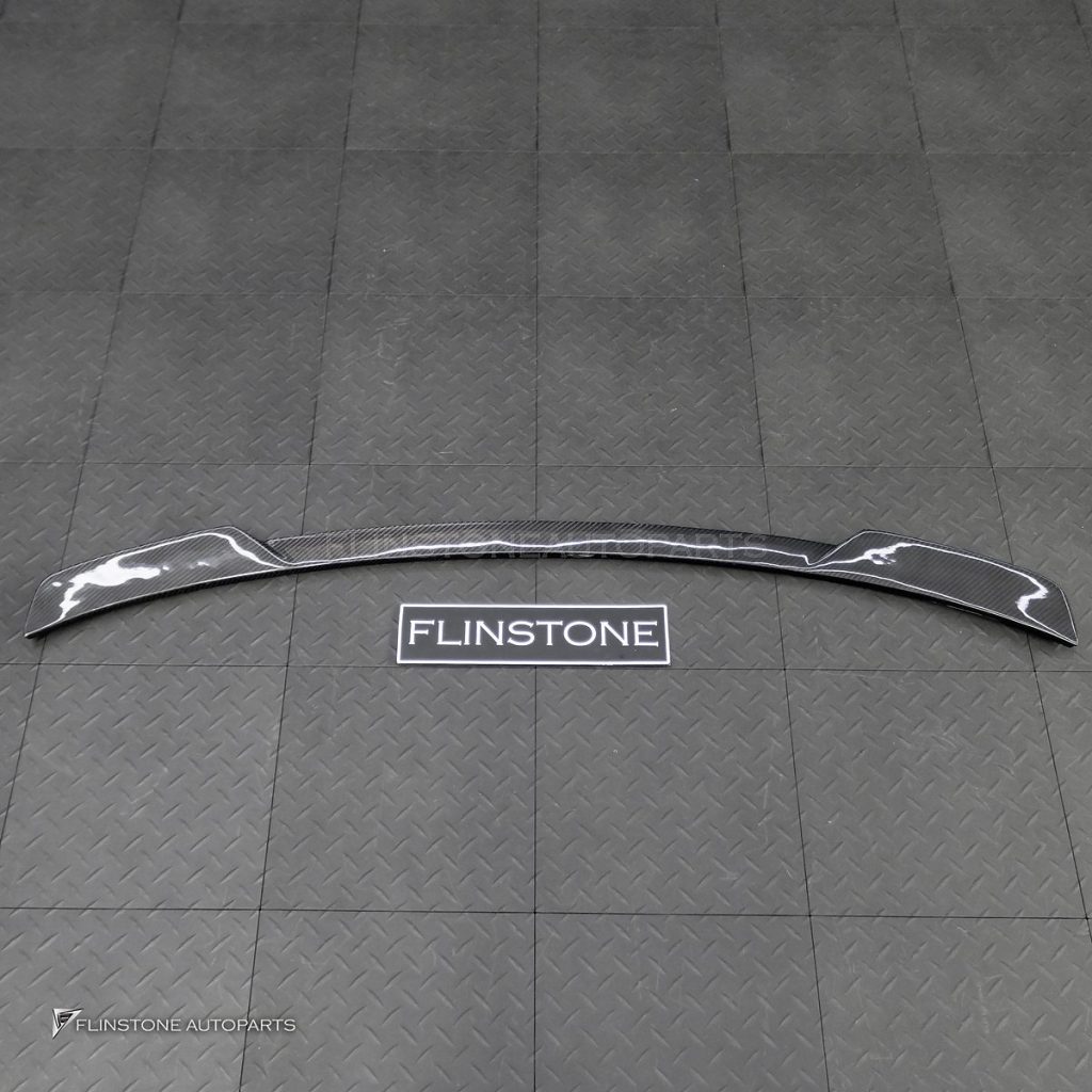 สปอยเลอร์ท้าย Carbon Fiber สำหรับ BMW XM G09 ทรง Larte Design
