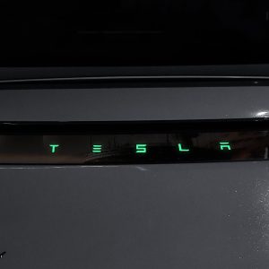 สติกเกอร์ตกแต่ง Hansshow Tesla Model Y Juniper (FLUORESCENT LETTERING T-E-S-L-A)