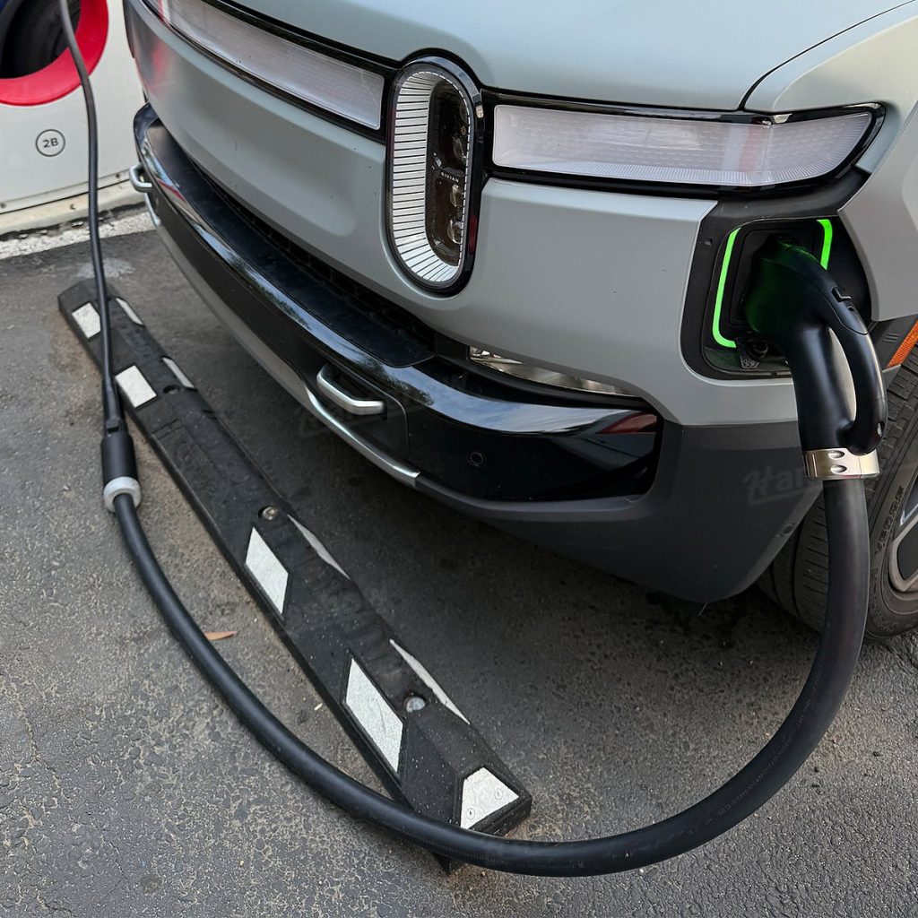 อุปกรณ์ชาร์จไฟฟ้า Hansshow Rivian R1T/R1S (LIGHTNING/R1T/R1S/IONIQ 5/EV6/EV9/POLESTAR MACH-E/F-150)