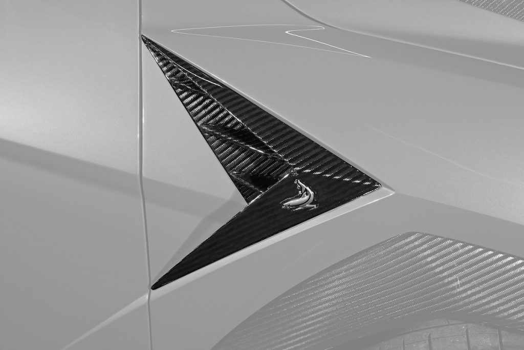 ลิ้นแต่ง Carbon Fiber Lamborghini Urus ทรง TOPCAR R\’Evo Limited Edition 2.0 2 ชิ้น
