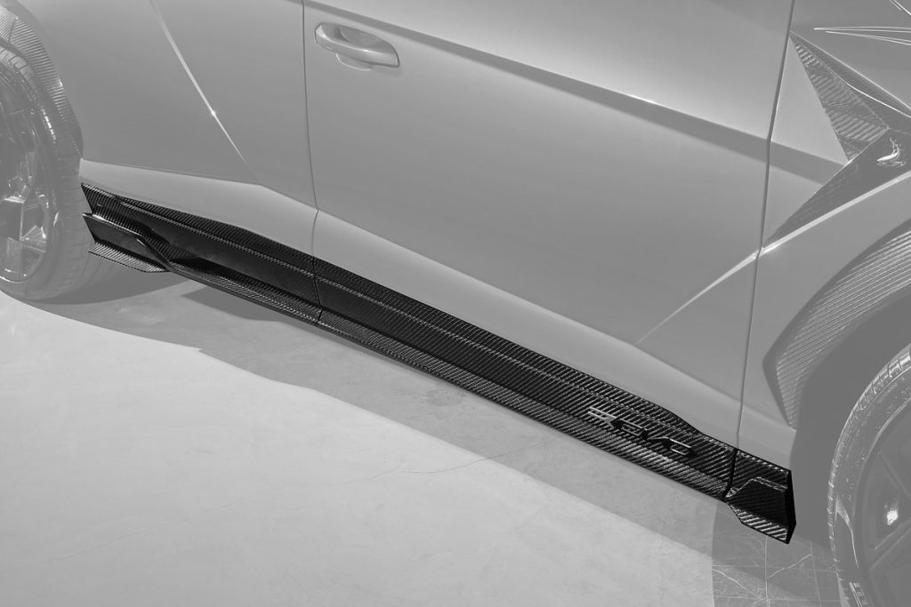 สเกิร์ตข้าง Carbon Fiber Lamborghini Urus ทรง TOPCAR R\’Evo Limited Edition 2.0 6 ชิ้น