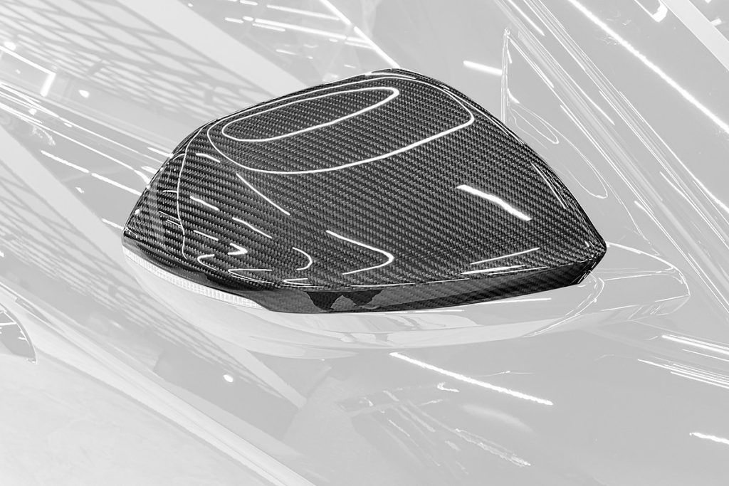 กระจกมองข้าง Carbon Fiber Lamborghini Urus SE ทรง TOPCAR Light Pack 2 ชิ้น