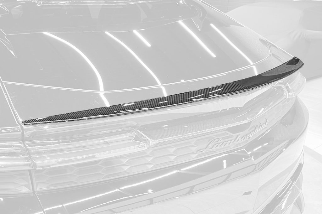 สปอยเลอร์ท้าย Carbon Fiber Lamborghini Urus SE ทรง TOPCAR Light Pack