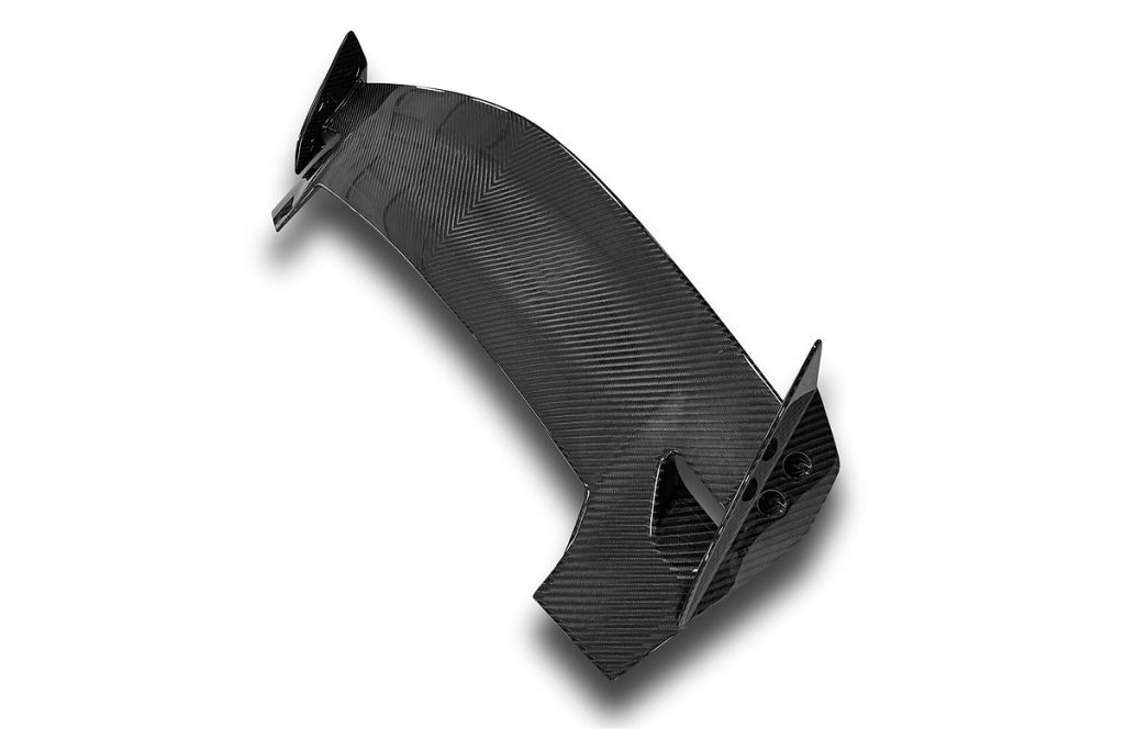 สปอยเลอร์ท้าย Carbon Fiber ลาย R\’Evo Lamborghini Urus ทรง TOPCAR