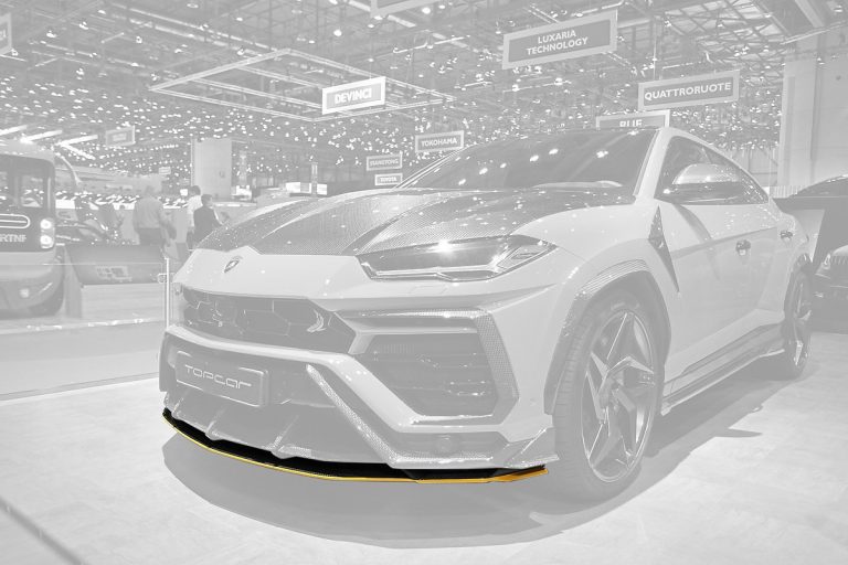 ลิ้นหน้า Lamborghini Urus ทรง TOPCAR