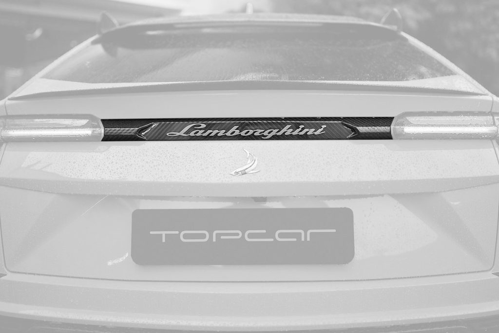 แผ่นคาดตัวถัง Carbon Fiber Lamborghini Urus ทรง TOPCAR