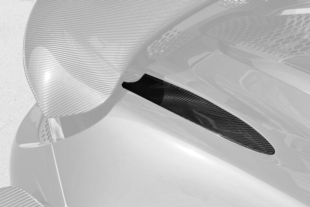 ช่องระบายอากาศ Carbon Fiber McLaren 765LT Coupe ทรง TOPCAR Carbon Edition 2 ชิ้น (Fenders Intake)