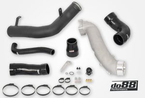 ชาร์จไปป์ do88 สำหรับ Audi RS3 8V / TTRS 8S
